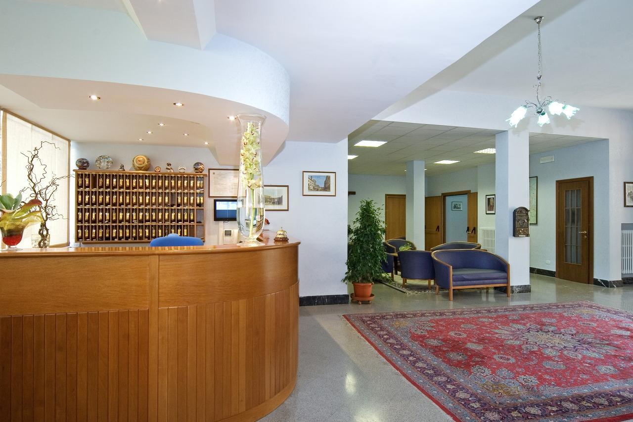 Casa Per Ferie Oasi San Giuseppe Hotel - Rome, Rome
